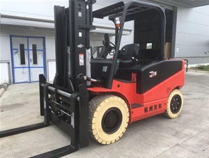長虹美菱集團7噸電動車